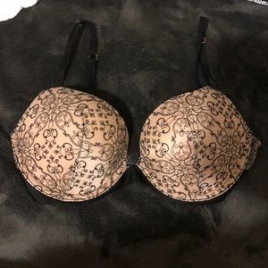 Victoria’s Secret Very Sexy Push-up Bra